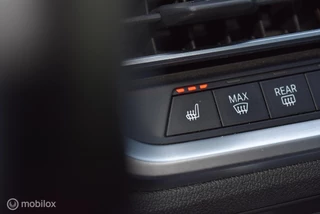 BMW 3 Serie BMW 320d Touring xDrive M-Sport Sapphirschwarz Pano Live-Cockpit Keyless HiFi DAB LED-verlichting - afbeelding nr 9