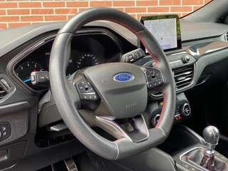 Ford Focus Ford Focus 1.0 ECOB. ST LINE. BNS NAV CRUISE CARPLAY STOELVW CAMERA PDC LMV - afbeelding nr 8