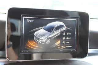 Mercedes-Benz GLC Mercedes-Benz GLC 250 4MATIC AMG | Trekhaak | Camera | - afbeelding nr 34