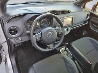 Toyota Yaris Toyota Yaris 1.5 HYB. premium, automaat, panoramadak - afbeelding nr 8