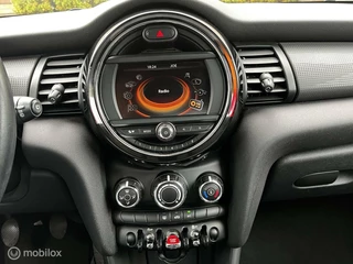 MINI Cooper Mini Mini 1.5 Cooper Business Navi*Cruise*Bluetooth*Sensor Achter - afbeelding nr 21