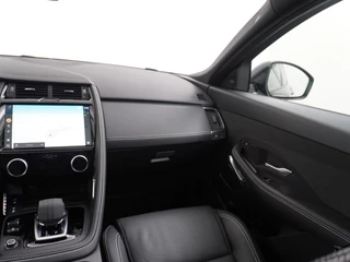 Jaguar E-PACE Jaguar E-Pace 1.5 P300e AWD R-Dynamic ORIG. NL. NAP KM. | CAMERA | RIJKLAARPRIJS INCL. 12 MND. BOVAGGARANTIE - afbeelding nr 24