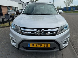 Suzuki Vitara Suzuki Vitara 1.6 High Executive Panodak,Trekhaak,Clima,cruise - afbeelding nr 3