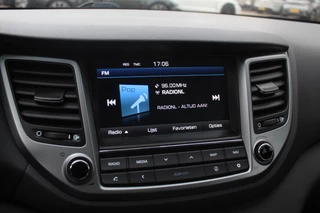 Hyundai Tucson Hyundai Tucson 1.6 GDi Comfort / Camera / Leder / Navigatie / 17'' / Stoelverwarming 4x / DAB / Cruise Control - afbeelding nr 20