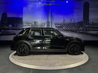 MINI Cooper Mini Mini 1.5 Cooper Business Edition *AppleCarplay*Navi*Clima* - afbeelding nr 2
