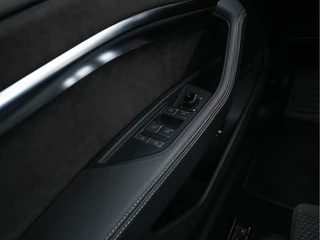 Audi e-tron Audi e-tron 50 Quattro S-Line Launch-Edition-Black 71 kWh (INCL-BTW) *PANO | LEATHER-MICROFIBRE | DIGI-COCKPIT | FULL-LED | MEMORY-PACK | ADAPTIVE-CRUISE | HEATED-SPORTSEATS | NAVI-FULLMAP | KEYLESS | SHIFT-PADDLES | 20