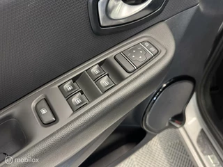 Renault Clio Renault Clio 0.9 TCe Limited | Navi | PDC | Trekhaak - afbeelding nr 14