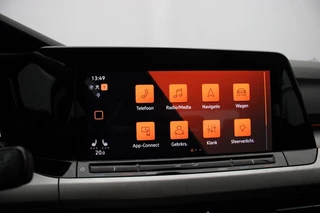 Volkswagen Golf Volkswagen Golf 2.0 TDI Life Business Automaat - Carplay, Digitaal Cockpit - afbeelding nr 22