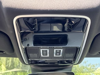 Land Rover Range Rover Velar Land Rover Range Rover Velar 2.0 250PK AWD R-DYNAMIC BLACK PACK SE LEDER/VIRTUAL/PANORAMADAK - afbeelding nr 45