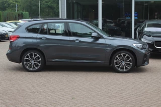 BMW X1 BMW X1 xDrive25e Executive Ed. M Sport / Trekhaak / Panoramadak / Camera / Head-up / Leder / 19'' / Navigatie / Stoelverwarming / DAB / Cruise Control - afbeelding nr 5