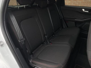 Ford Kuga Ford Kuga 2.5 PHEV ST-Line 243PK TECHPACK! PANODAK! - afbeelding nr 27