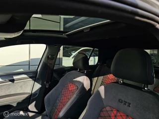 Volkswagen Golf Volkswagen Golf 2.0 TSI GTI TCR Panorama/Akrapovic/Keyless/290 pk - afbeelding nr 14