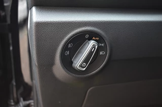 Volkswagen T-Roc Volkswagen T-Roc 1.5 TSI Style Business Trekhaak Navi Carplay stoel/stuur verwarming el-achterklep - afbeelding nr 28