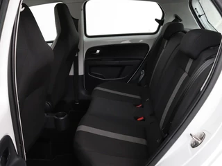 Volkswagen up! Volkswagen Up! 1.0 BMT high up! | Cruise control | Airco |  Bleutooth | LMV 15 inch | Parkeersensoren achter | Radio | LED dagrijverlichting - afbeelding nr 7