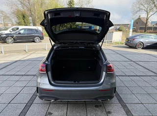 Mercedes-Benz A-Klasse Mercedes-Benz A-klasse 180 Aut. AMG | Camera | Sfeer | Apple Carplay | - afbeelding nr 15