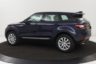Land Rover Range Rover Evoque Land Rover Range Rover Evoque 2.0 TD4 SE Dynamic | Panoramadak | Leder |  Stoelverwarming | Camera | Xenon | Meridian Sound | Navigatie | Bluetooth - afbeelding nr 2