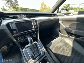 Volkswagen Passat Volkswagen Passat Variant 1.4 TSI GTE Highline, Trekhaak, digitaal instrument, half leder, Apk 11-2025 - afbeelding nr 13