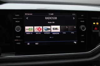 Volkswagen Polo Volkswagen Polo 1.0 TSI Highline 3x R-line / Full option! / Panoramadak / Camera / Virtual Cockpit / Keyless / 17'' / Dynaudio / Winterpakket / LED Koplampen / Navigatie / DAB / ACC - afbeelding nr 8