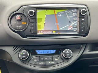 Toyota Yaris Toyota Yaris 1.5 Hybrid Aspiration Automaat 5-deurs | Navi | Cruise control - afbeelding nr 23