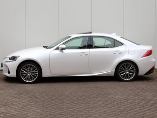 Lexus IS - afbeelding nr 5
