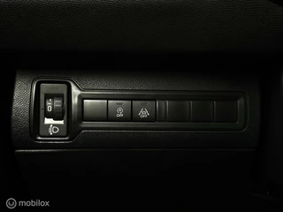 Peugeot 308 PEUGEOT 308 SW 1.2 PURETECH ACTIVE/CAMERA/PANO/LED/DIGITALE TELLER/CARPLAY - afbeelding nr 44