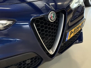 Alfa Romeo Stelvio Alfa Romeo Stelvio 2.0 T 281PK AWD automaat Special Ed. Q4 / LED / 2018 - afbeelding nr 4