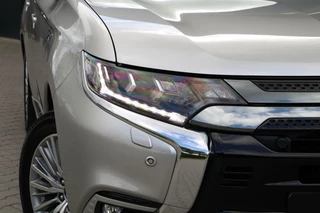 Mitsubishi Outlander Mitsubishi Outlander 2.4 PHEV Intense AWD Trekhaak AppleCarplay Leder/Alcantara Pdc Chroom Lmv 108000KM BJ2020 - afbeelding nr 8