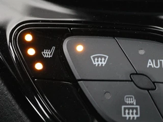 Toyota C-HR Toyota C-HR 1.8 Hybrid Style | Stoelverwarming | Trekhaak |  Adaptive cruise | JBL Sound | Camera | Navigatie | Keyless | Dodehoek detectie - afbeelding nr 8
