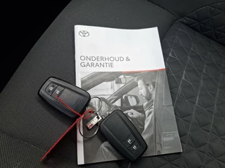 Toyota C-HR Toyota C-HR 1.8 Hybrid Dynamic - afbeelding nr 27