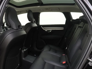 Volvo V90 Volvo V90 T6 AWD Ultra Dark | Trekhaak | Panoramadak | 360° Camera | - afbeelding nr 9