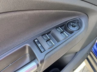 Ford C-MAX Ford C-Max 1.5 Titanium 150PK Automaat Trekhaak Cruise Navi Camera 1500Kg Trekgewicht Climate Parkeersensoren Carplay Keyless *Dealer Onderhouden* - afbeelding nr 23