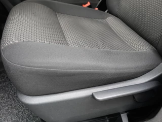 Volkswagen Transporter Volkswagen Transporter 2.0 TDI L2H1 102pk Airco Cruisecontrol Navigatie Apple Carplay parkeersensoren - afbeelding nr 10