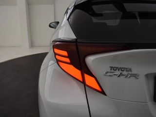 Toyota C-HR Toyota C-HR 1.8 Hybrid GR-Sport - afbeelding nr 13