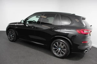 BMW X5 BMW X5 xDrive45e M Sport High Executive 394pk | Lederen Bekleding | Schuif-Panorama dak | Navigatie | Lichtmetalen velgen 20