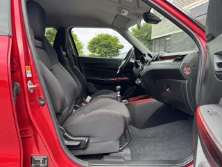 Suzuki Swift Suzuki Swift 1.4 Sport 1e Eigenaar Carplay Camera PDC LED - afbeelding nr 19