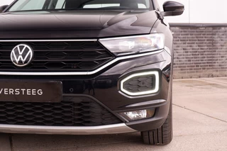 Volkswagen T-Roc Volkswagen T-Roc 1.5 TSI Sport | LED | Trekhaak | Carplay | Camera | PDC - afbeelding nr 27