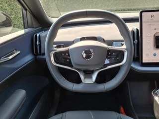 Volvo EX30 Volvo EX30 Twin Motor Performance Ultra 69 kWh | 360 camera | Climate pack | Panoramadak | Elektrisch verstelbare stoelen | - afbeelding nr 11