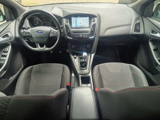 Ford Focus Ford Focus 1.0 ST-Line/1e Eig/Deal Ond/Camera/125PK/18''/Vol - afbeelding nr 3