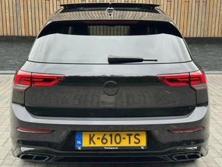 Volkswagen Golf Volkswagen Golf 1.5 eTSI R-Line Automaat | Panoramadak | LED | Black Style | Harman/Kardon HiFi | Achteruitrijcamera | Sfeerverlichting | Trekhaak afneembaar | Adaptieve cruise control | Parkeersensoren voor en achter - afbeelding nr 63