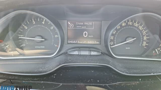Peugeot 208 Peugeot 208 1.2 PureTech Allure - afbeelding nr 8