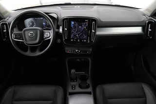 Volvo XC40 Volvo XC40 1.5 T4 Recharge Inscription Expression |  Panoramadak | Leder | Trekhaak | Stoel & stuurverwarming | Carplay | Full LED | Navigatie | Camera | Climate control - afbeelding nr 8