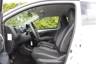 Toyota Aygo Toyota Aygo 1.0 VVT-i x-fun 5DRS Airco|Cruise|LED|ELEKTR. PAKKET - afbeelding nr 4