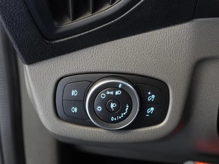 Ford Transit Connect Ford Transit Connect 100pk L2 Trend Automaat  Trekhaak Airco Navigatie Cruise Control - afbeelding nr 10