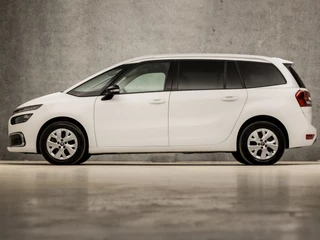 Citroën Grand C4 Spacetourer Citroën Grand C4 Spacetourer 1.2 PureTech Sport 7 Persoons (APPLE CARPLAY, GROOT NAVI, GETINT GLAS, SPORTSTOELEN, PARKEERSENSOREN, CRUISE, DAB+, NIEUWE APK, NIEUWSTAAT) - afbeelding nr 2