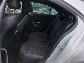 Mercedes-Benz A-Klasse 250e Plug-In Hybrid Luxury Line | Origineel NL | Navi | Apple Carplay+Android Auto | Clima | Cruise | Stoelverwarming | Pdc V+A+Assist+Camera | Privacy Glass | 17''lm - afbeelding nr 8