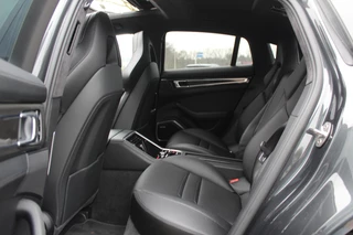 Porsche Panamera Porsche Panamera 4.0 Turbo S E-Hybrid / Panoramadak / 360Camera / Achterasbesturing / Nachtzicht / Softclose / 21'' / Sportuitlaat / Matrix LED / Carbon intr. / Bose / Sportdesign / Volleder / Dodehoek / DAB / ACC - afbeelding nr 11