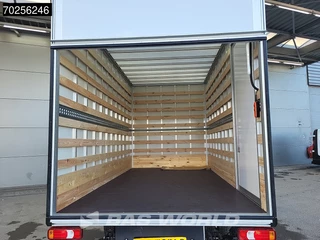 Iveco Daily Iveco Daily 35C18 3.0L Automaat Bakwagen Laadklep LED Navi Camera Airco Cruise Meubelbak Koffer Airco Cruise control - afbeelding nr 7