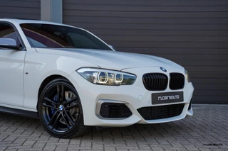 BMW 1 Serie BMW 1-serie M140i LCI2 | Schuifdak | Navi Pro | 719M | M Sport onderstel | Zaero diffuser | Alpinweiss - afbeelding nr 18