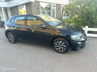 Volkswagen Polo Volkswagen Polo 1.0 TSI Life Business NIEUW MODEL CLIMATE CONTROLE STOELVERWARMING CARPLAY PARKEERSENSOREN ZEER NETTE AUTO!! - afbeelding nr 5