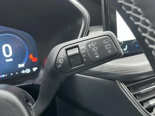 Ford Kuga Ford Kuga 2.5 PHEV Active X 243pk | Wegklapbare trekhaak | Winter Pack | AGR-stoelen | Adaptive cruise control | 2.100 kg trekgewicht - afbeelding nr 27
